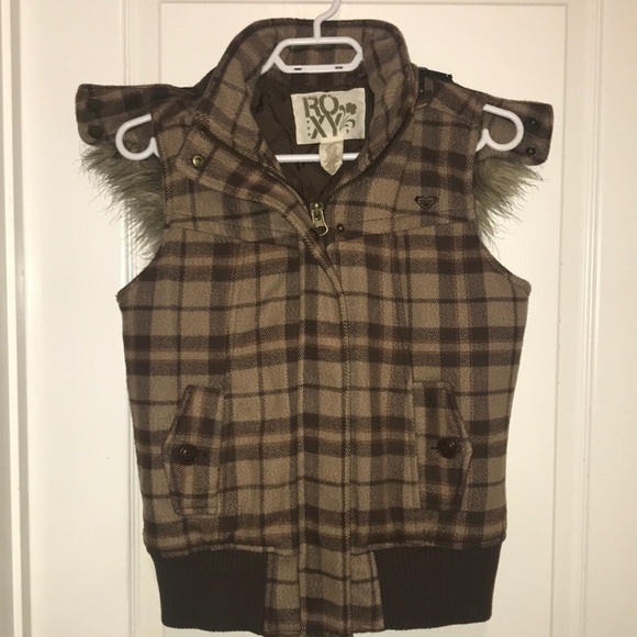 Roxy Brown Plaid Faux Hooded Fur Vest - Picture 1 of 3